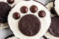 Arctic Paw Prints
