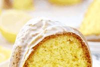 Lemon Bundt Cake Delight