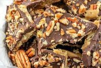 Christmas Crack Saltine Toffee