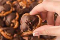 Gooey Caramel Pecan Turtles