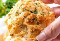 Homemade Cheddar Bay Biscuits: Red Lobster’s Signature Taste