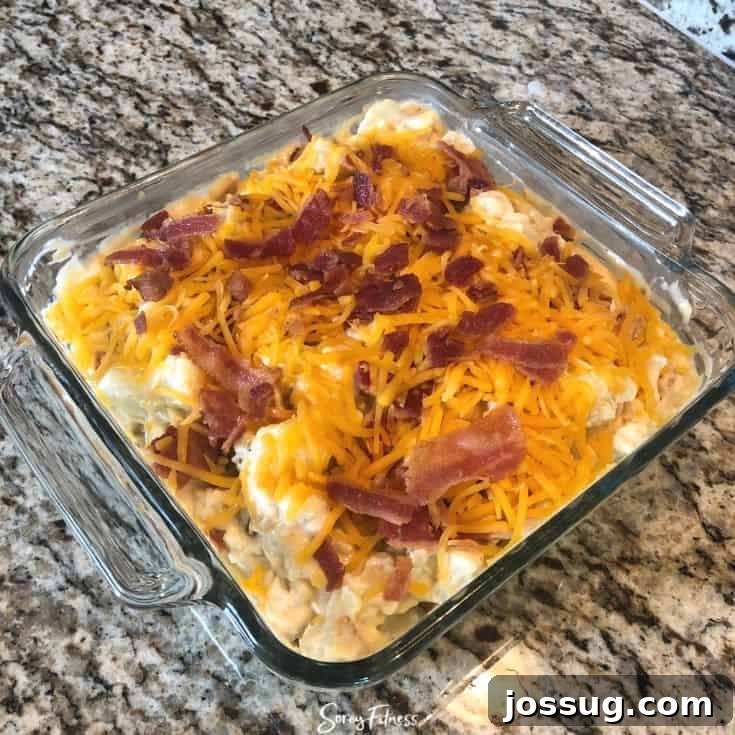 Cauliflower Mac and Cheese Recipe with Bacon & Jalapeños (Keto-Friendly)