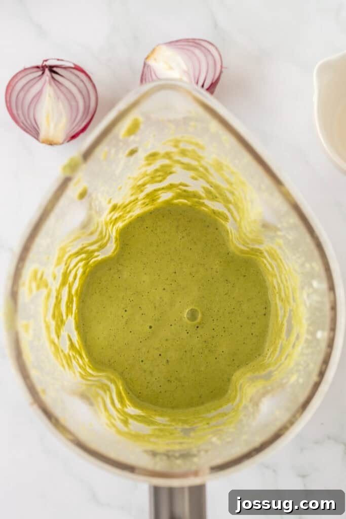 Creamy Mexican Verde Spaghetti (Espagueti Verde) 10 Creamy poblano sauce blended smooth for Mexican Green Spaghetti recipe