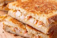 Cheesy Crab Melt: Seafood Grilled Cheese Sandwich Recipe