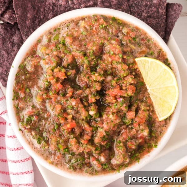 Jalapeño Margarita: Spicy Lime Cocktail Recipe 14 Fresh salsa in a bowl