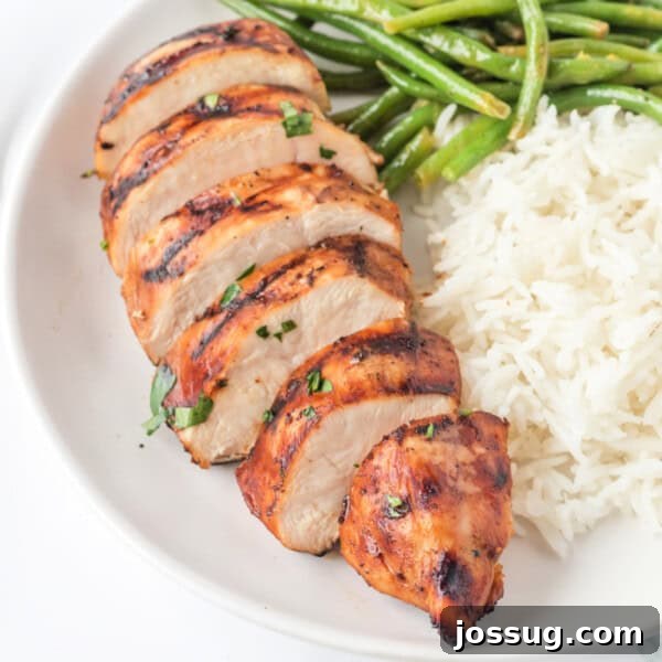 Grilled balsamic chicken with rice and green beans