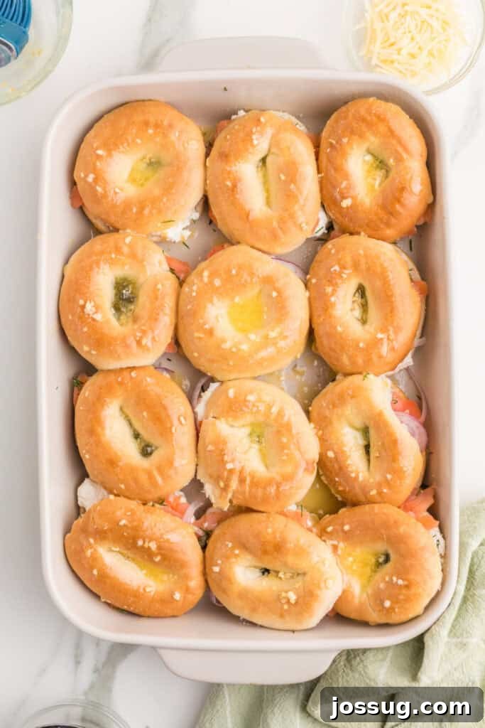 Baked Bagel and Smoked Salmon Sliders 15 Seasoned melted butter brushed over the tops of assembled bagel and lox sliders